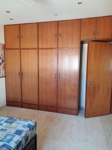 Bedroom in 5 BHK Apartment at Colaba – for Sale