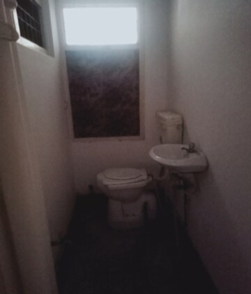 Bathroom in 2 BHK Villa at Aliganj – for Rent