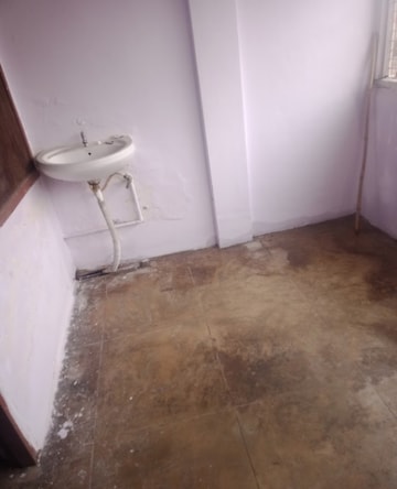 Master Bedroom in 2 BHK Villa at Aliganj – for Rent