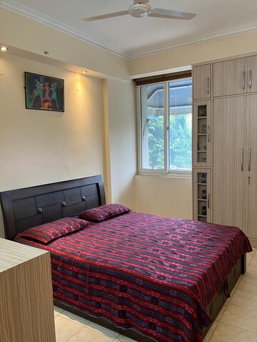 Bedroom in 2 BHK Apartment at Ansal Valley View Estate, Gwal Pahari – for Rent