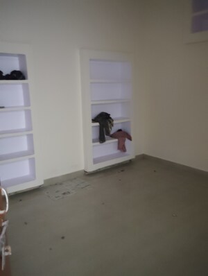 Master Bedroom in 4 BHK Independent House at Vikas Nagar – for Sale