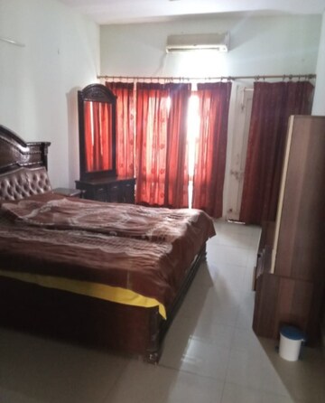 Bedroom in 2 BHK Independent House at Aliganj – for Rent