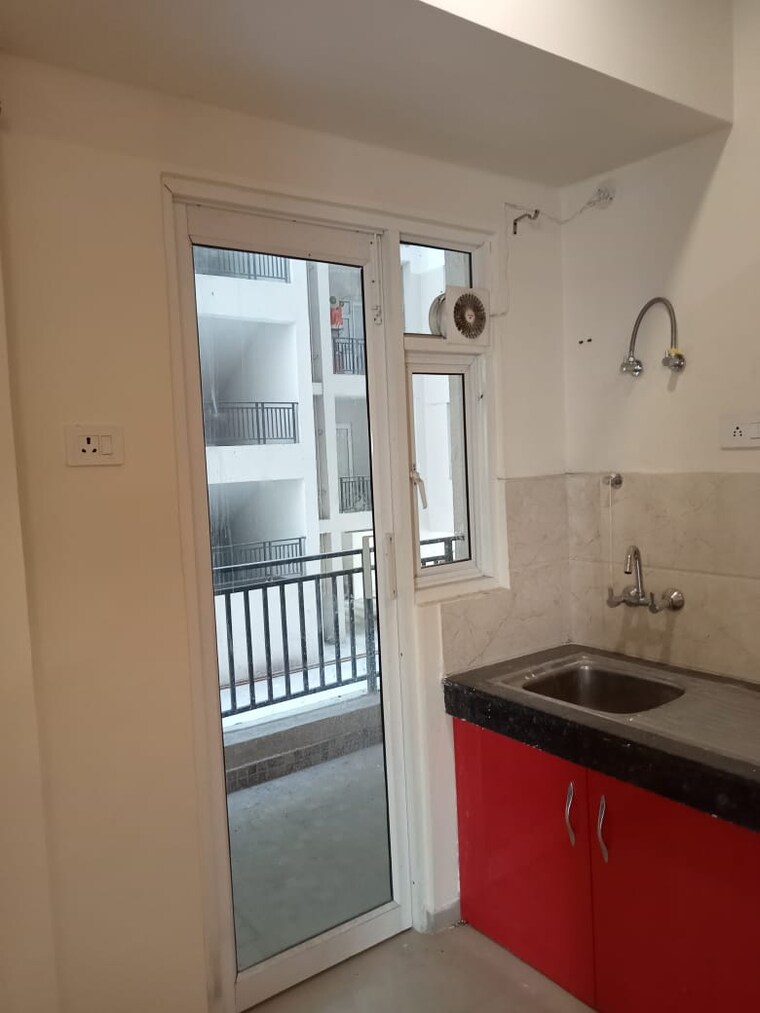 Kitchen, omaxe-waterscapes 3 Bedroom 1775 Sq.Ft. Apartment In Gomti Nagar Lucknow 8485244