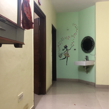 Building Lobby in 1.5 BHK Villa at Sector 21 – for Rent