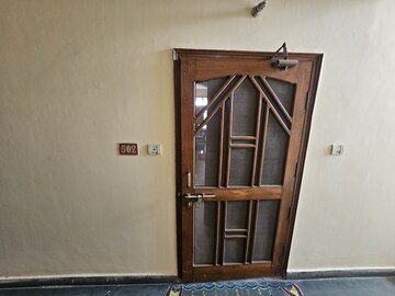  3 BHK Apartment at Gomti Nagar – for Sale