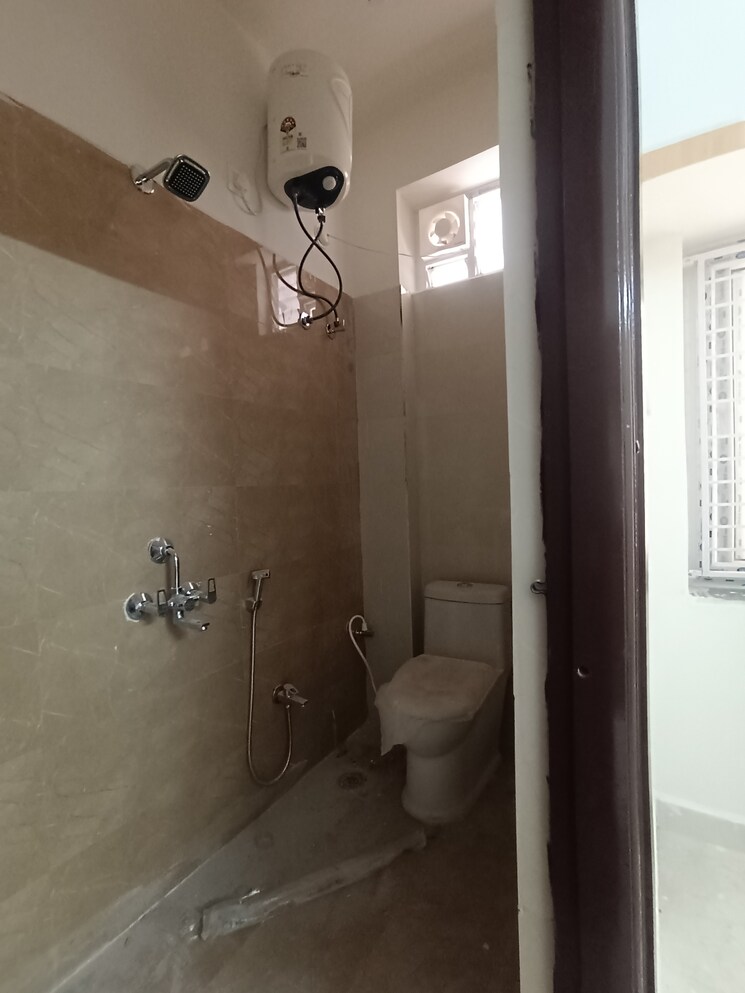 Bathroom, kondapur 2 Bedroom 1000 Sq.Ft. Apartment In Kondapur Hyderabad 8485354