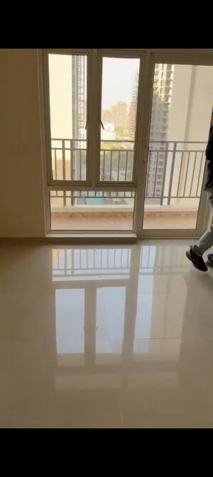 Master Bedroom in 3 BHK Apartment at Omaxe Residency II, Gomti Nagar – for Sale