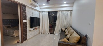Master Bedroom in 3 BHK Apartment at Shapoorji Pallonji Vicinia, Powai – for Rent