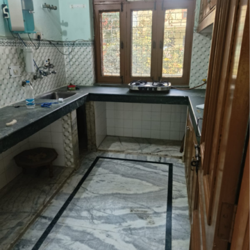 Kitchen in 2.5 BHK Villa at Sector 21 – for Rent