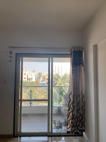 Furnished Amenities in 3 BHK Apartment at Oxford Florida Riverwalk, Mundhwa – for Rent