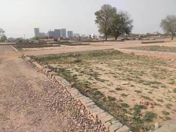  Plot For Sale in Jewar