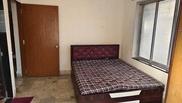 Room in 2 BHK Apartment at Sai Deep Andheri, Andheri East – for Rent