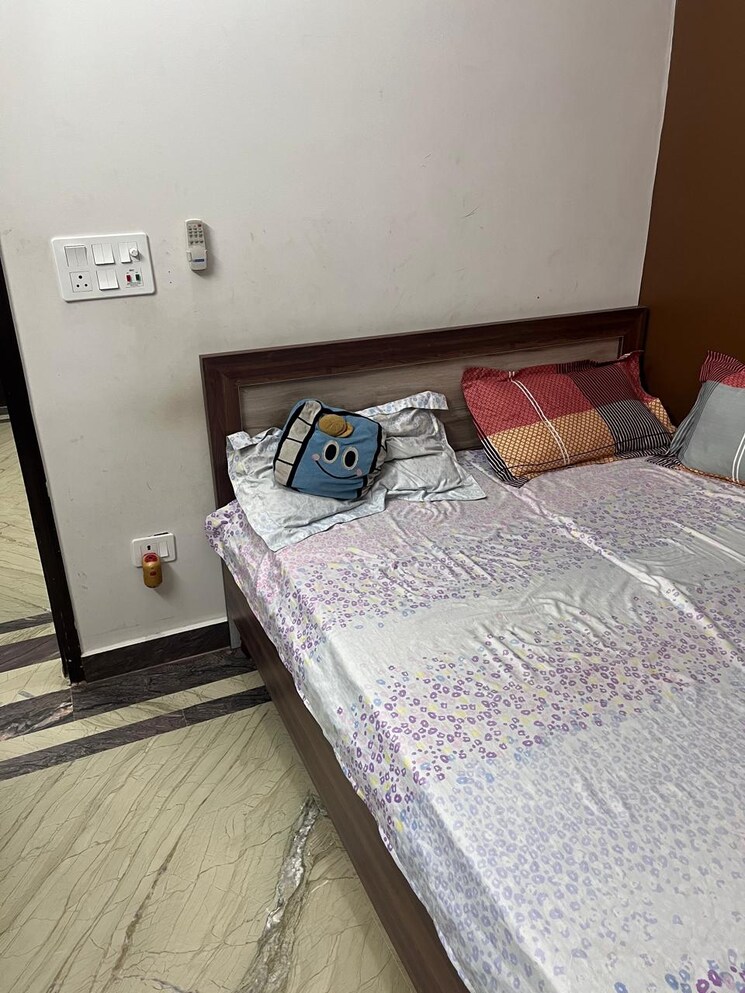 Master Bedroom, uttam nagar 1 Bedroom 65 Sq.Yd. Builder Floor In Uttam Nagar Delhi 8485626