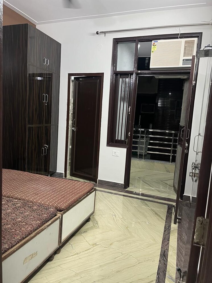 Master Bedroom, uttam nagar 1 Bedroom 65 Sq.Yd. Builder Floor In Uttam Nagar Delhi 8485626