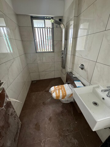 Bathroom in 3 BHK Apartment at Shroff Aureta, Koregaon Park Annexe – for Rent