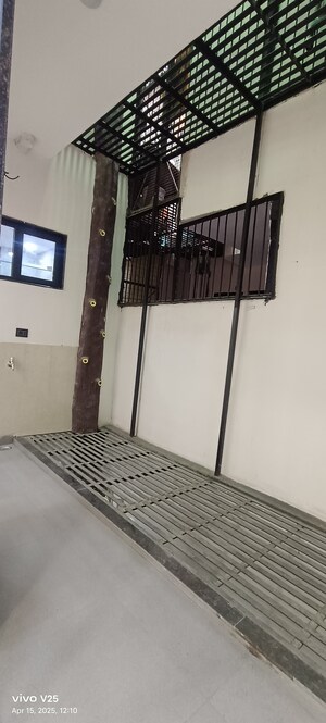  4 BHK Builder Floor at Tirupati Complex Vaishali, Vaishali Sector 3 – for Sale