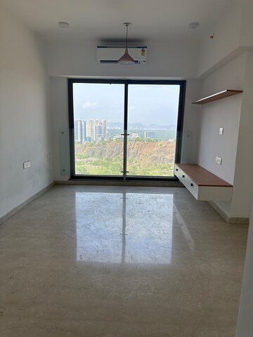 2 BHK Apartment For Rent in Kanakia Silicon Valley, Powai