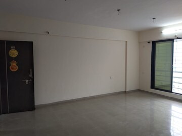 Room in 3 BHK Apartment at Green Heritage, Kharghar – for Rent