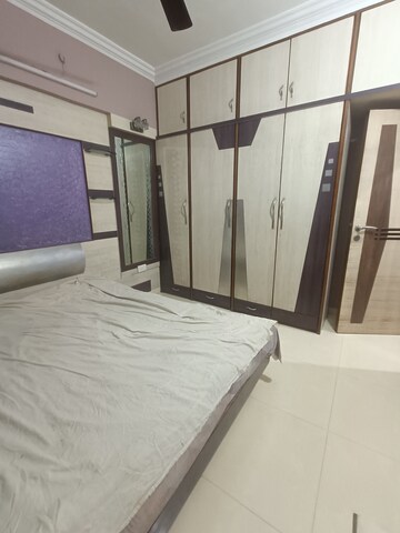 Master Bedroom in 1 BHK Apartment at Sanpada – for Rent