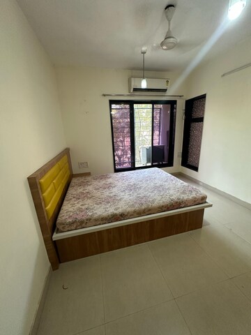 Bedroom in 4 BHK Apartment at Suchidham Complex, Goregaon East – for Rent