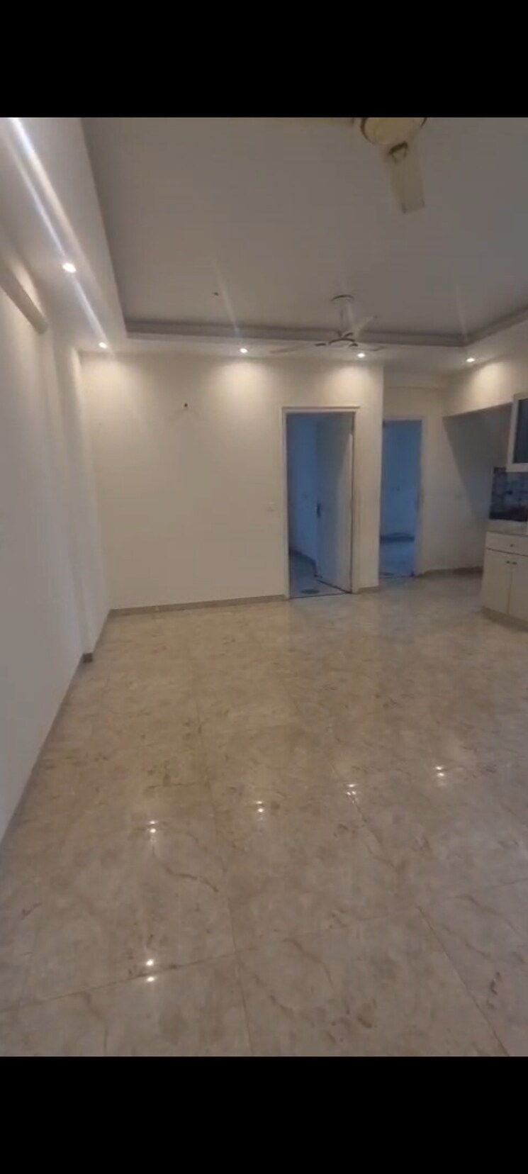 Master Bedroom, surya-aastha-greens 3.5 Bedroom 1874 Sq.Ft. Apartment In Sector 4 Greater Noida Greater Noida 8485811