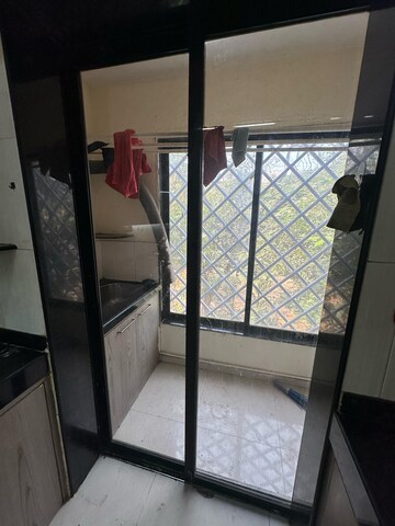  4 BHK Apartment at Suchidham Complex, Goregaon East – for Rent