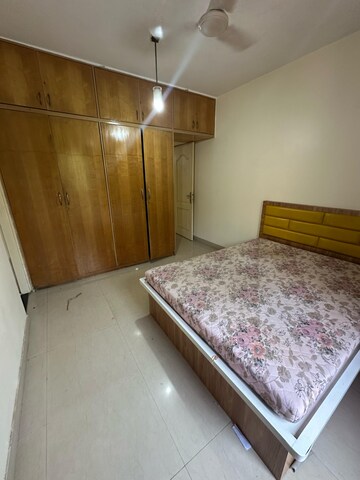 Bedroom in 4 BHK Apartment at Suchidham Complex, Goregaon East – for Rent