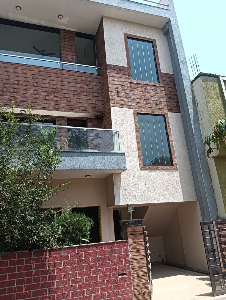 Master Bedroom, katara hills 5 Bedroom 2500 Sq.Ft. Independent House In Katara Hills Bhopal 8485860