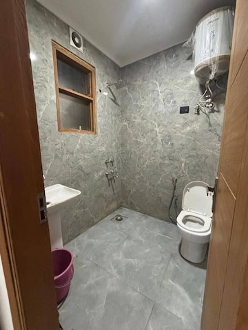 Attached Bathroom in 1 BHK Apartment at Saket – for Rent