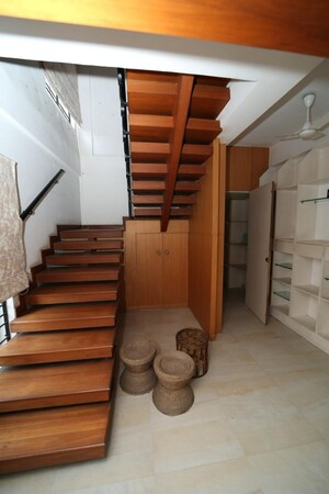 Staircase in 2 BHK Apartment at Jodhpur Park – for Sale