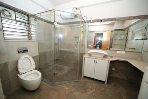 Attached Bathroom in 2 BHK Apartment at Jodhpur Park – for Sale