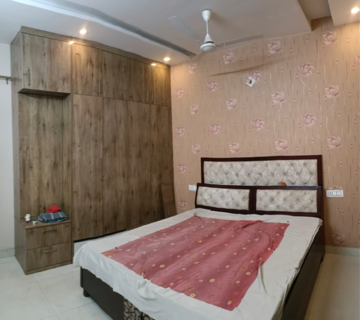 Room in 3 BHK Apartment at Sunshine Enclave, Vip Road – for Rent