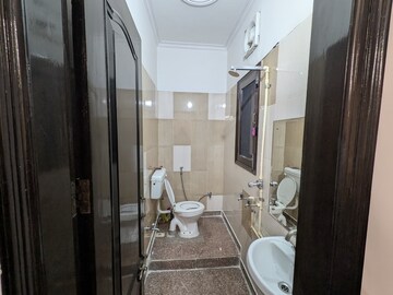 Bathroom in 3 BHK Builder Floor at Sector 46 – for Rent