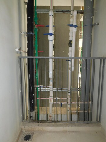 Building Lobby in 2 BHK Apartment at Kalpataru Immensa, Kolshet Road – for Sale