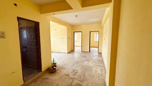 Room in 3 BHK Builder Floor at New Alipore – for Sale