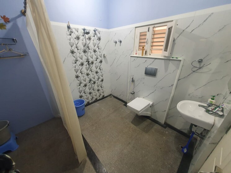 Attached Bathroom, virat nagar 4 Bedroom 4000 Sq.Ft. Independent House In Virat Nagar Bangalore 8486138