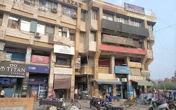 Shop For Rent in Vikas Puri
