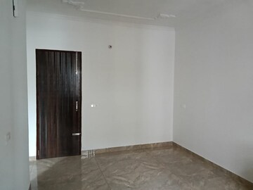 Room in 2 BHK Builder Floor at MP Metro Towers, Dhakoli – for Rent