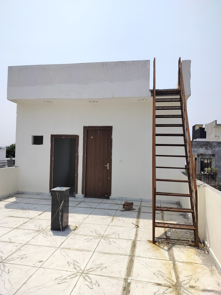 Exterior View, prestigious-friends-colony 4 Bedroom 95 Sq.Yd. Independent House In Rasulpur Ghaziabad 8486394