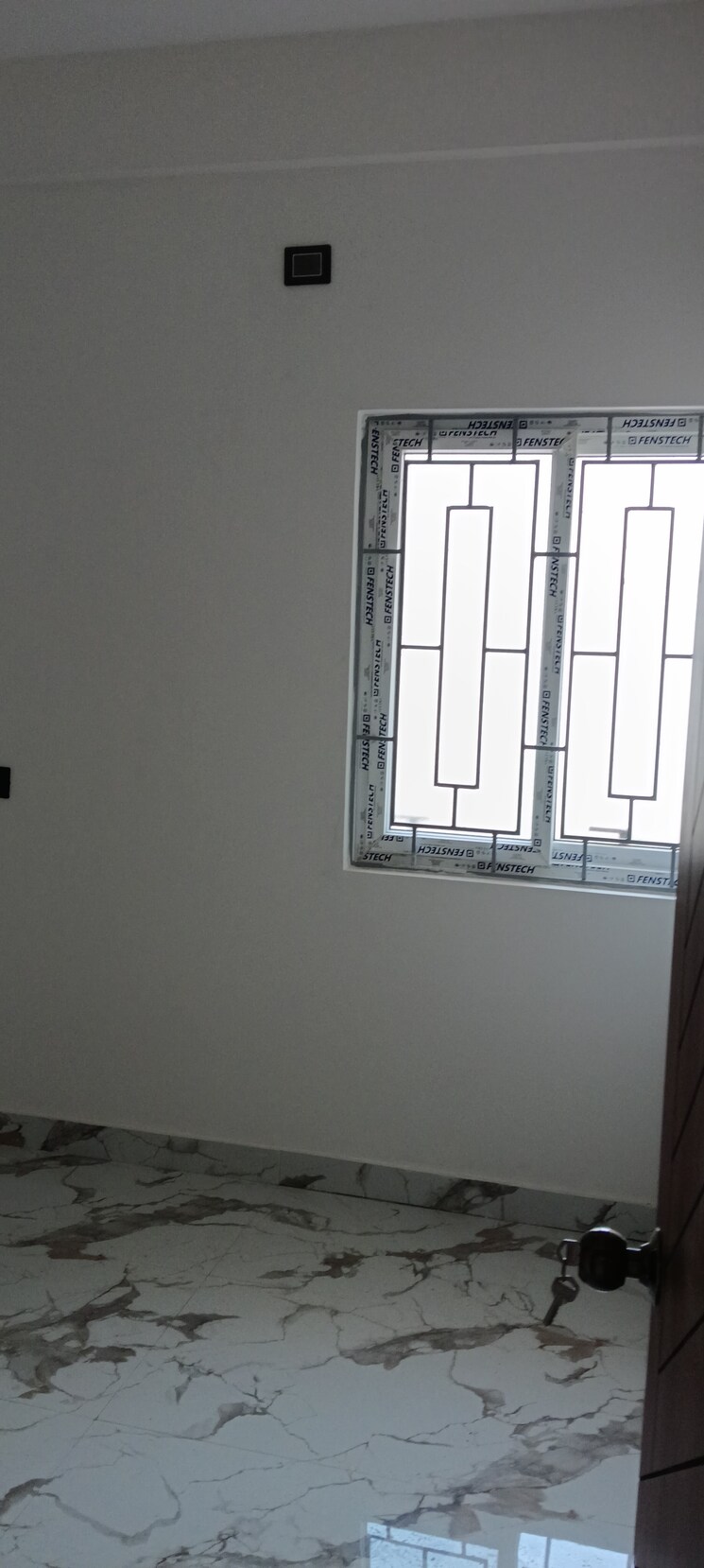 Room, hoodi 6+ Bedroom 1440 Sq.Ft. Independent House In Hoodi Bangalore 8486544