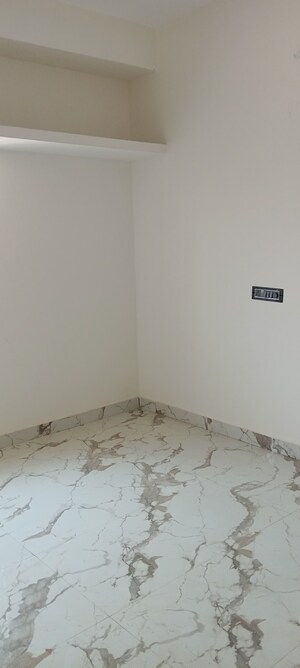 Room in 6+ BHK Independent House at Hoodi – for Sale