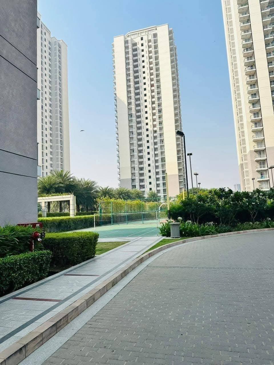 3 BHK + Servant Room Apartment For Sale in DLF The Ultima
