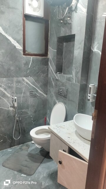 Bathroom in 1 BHK Apartment at Dadar East – for Rent