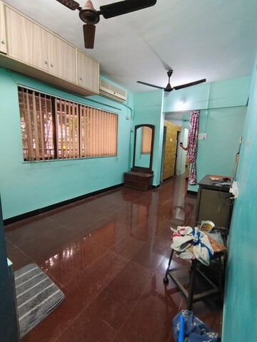 1 BHK Apartment For Rent in Dahisar East