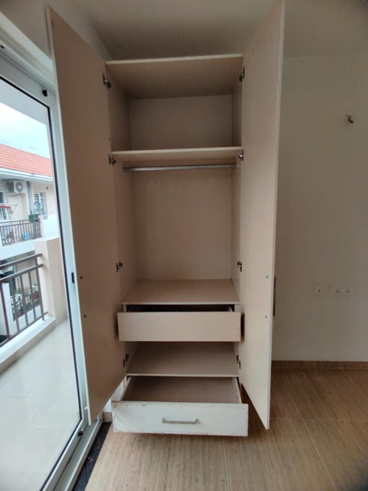 Bathroom, sushma-valencia 3 Bedroom 2250 Sq.Ft. Apartment In Nagla Road Zirakpur 8486898