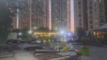 Gym in 2.5 BHK Apartment at Amrapali Princely Estate, Sector 76 – for Sale
