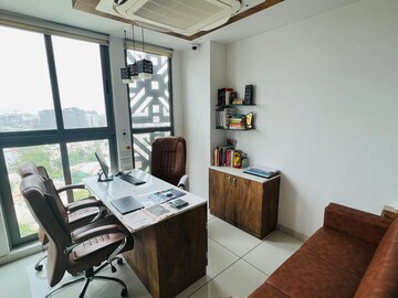  Office Space For Rent in Vastrapur