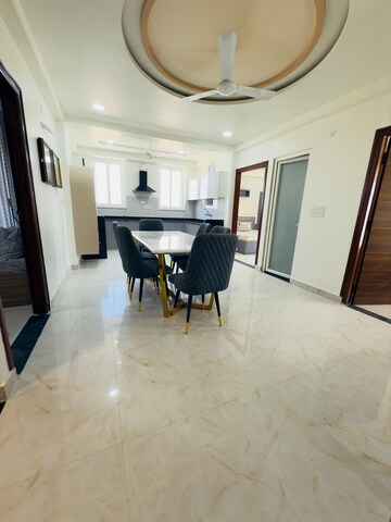 Team Area in 3 BHK Builder Floor at Suncity Vatsal Valley, Gwal Pahari – for Sale