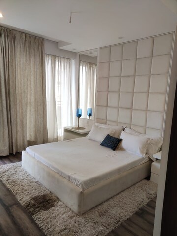 Bedroom in 3 BHK Builder Floor at Sector 9 Panchkula – for Rent