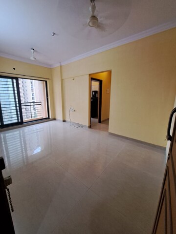Room in 1 BHK Apartment at K Raheja Raheja Residency, Malad East – for Sale